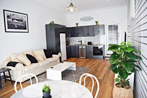 Studio One Art Deco Escape - 5mins to Geelong CBD
