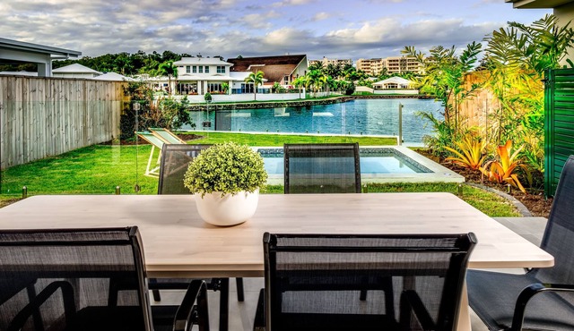 STUNNING NEW VILLA ON BLUE LAGOON WITH PLUNGE POOL