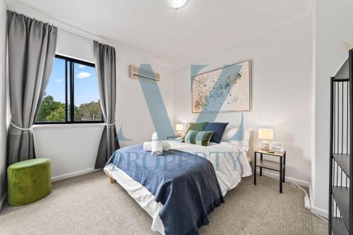 Stylish 2BR East Perth Apartment