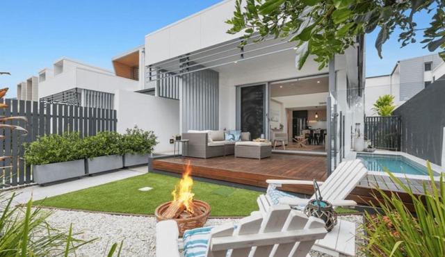 Stylish Beach Villa