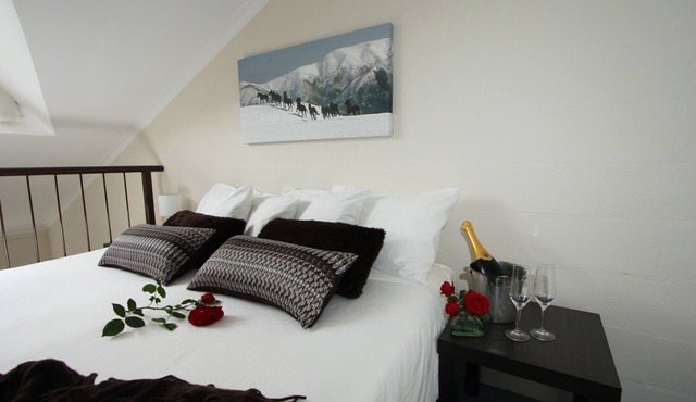 Summit Ridge Alpine Lodge