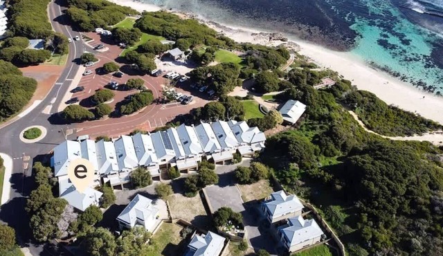 Surfside 1 An Unforgettable Yallingup Experience