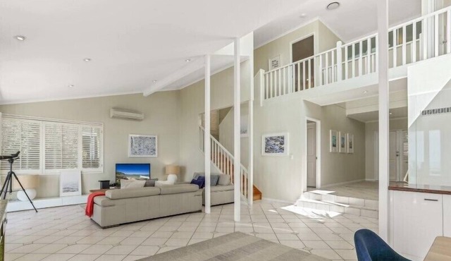 Sweeping ocean views in Sunrise Beach