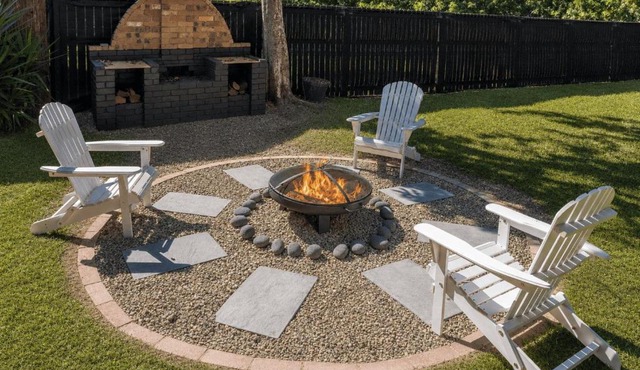 Tamara's Beach House Firepit & Family Escape in Deception Bay