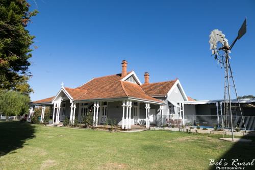 The Convent Boutique Accommodation plus Short Stay Holiday Homes