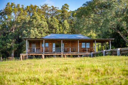 The Hitching Rail Hut - Relax, Unwind & Reconnect