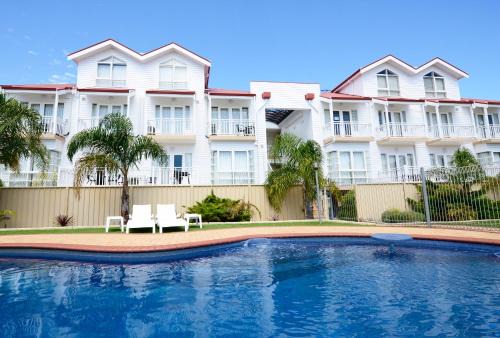 The Jetty Resort