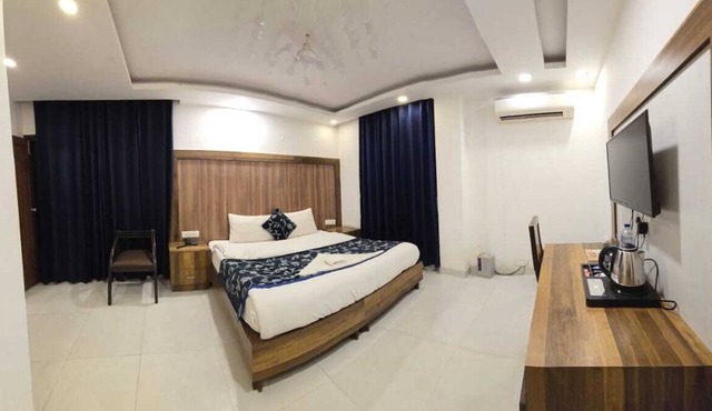 The Maple Stays in Gurugram