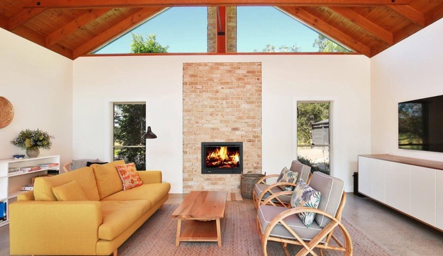 The Paddock - A Modern Coastal Barn
