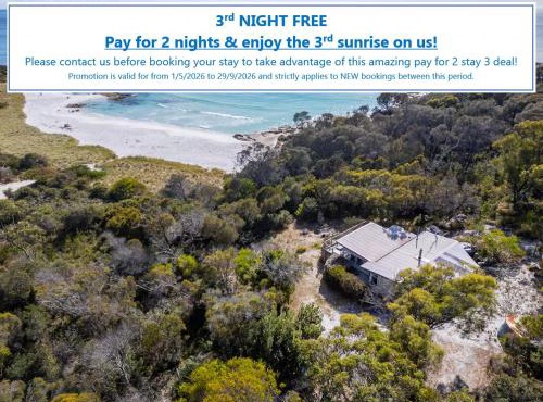 The Shack - Beachside At Binalong