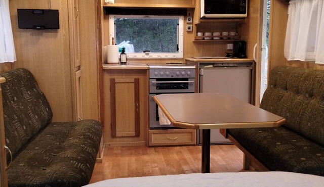 The Van. Off grid, self contained and toasty warm. 5 minutes to Hahndorf.