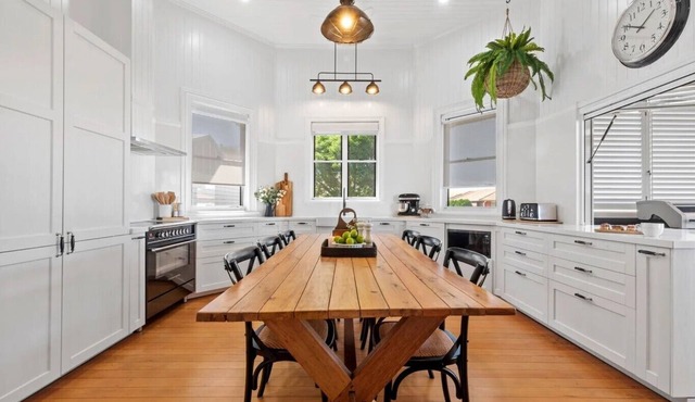 This exceptional property is the ideal retreat to share with friends and family in Bargara