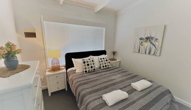 Three Palms Apartments Unit 1