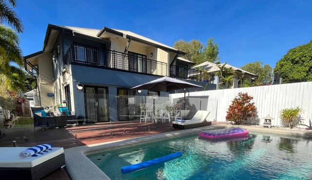 Tranquil Bali-Style 4Br Lux Beachside Townhouse