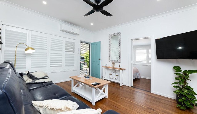 Tuncurry Cottage