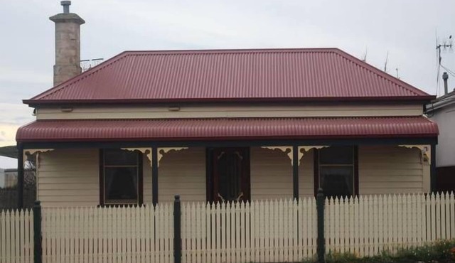 Warrnambool Heritage Cottage