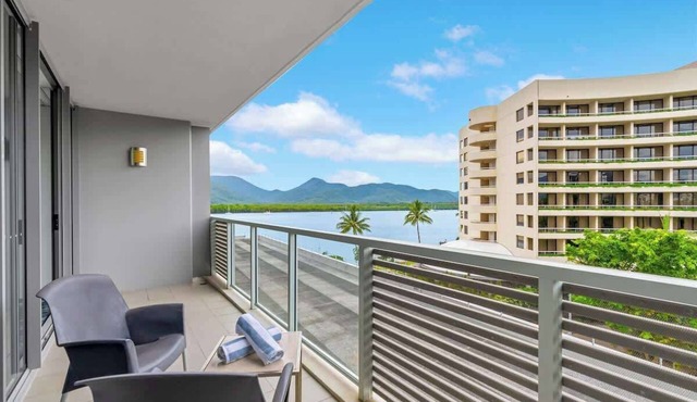 Waterfront at Harbour Light—Generous Space & Views