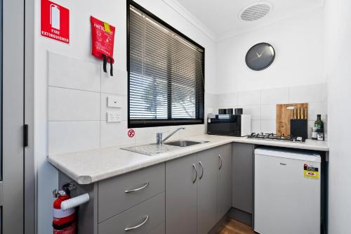 Waterfront Holiday Park - Adult Only Retreat