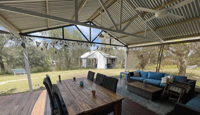 Waterfront Island Hideaway - private boathouse!