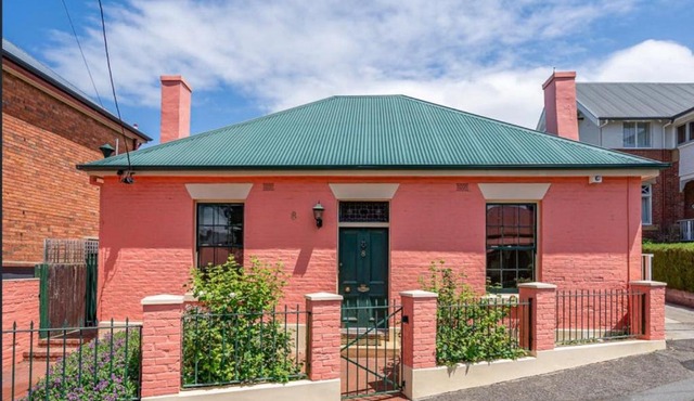 Waterloo Cottage