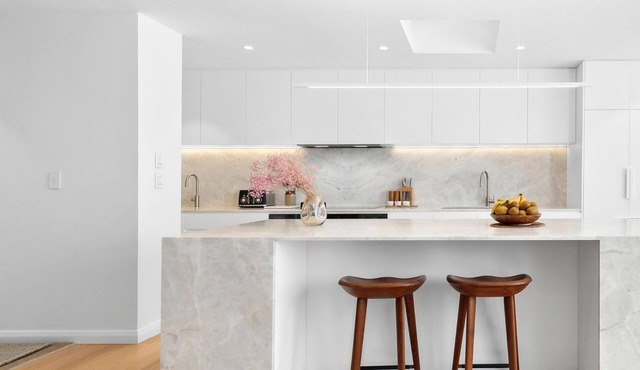 Where contemporary meets North Sydney waterside!