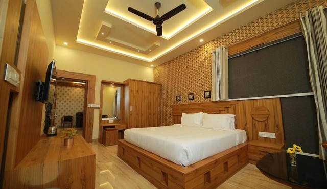 White Gate Luxury Hotel in Iritty