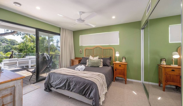 White Haven Coolangatta in Coolangatta
