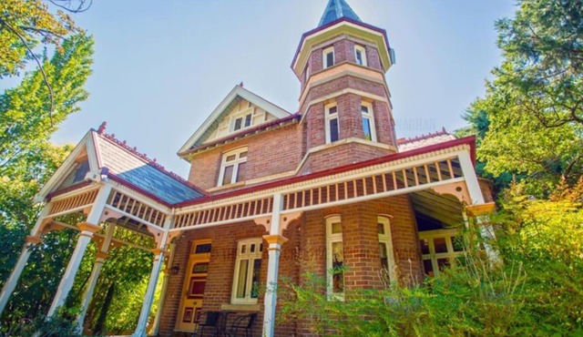 Wilmslow House