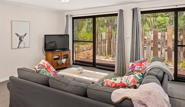 Yallingup Country Cabin