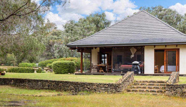 Yallingup Retreat - Romantic Country Retreat for Couples