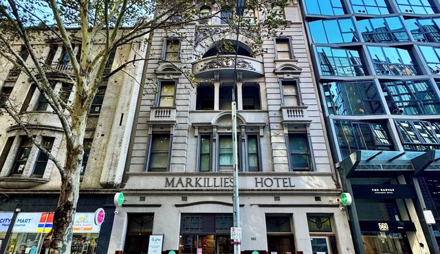 YHA Melbourne Central