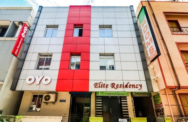 OYO 39935 Elite Residency