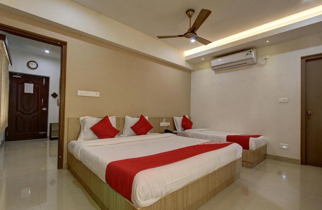 OYO 45505 Mk Residency