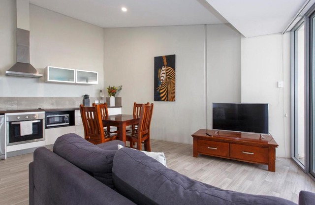 Waverley apartment B-one bedroom wifi available