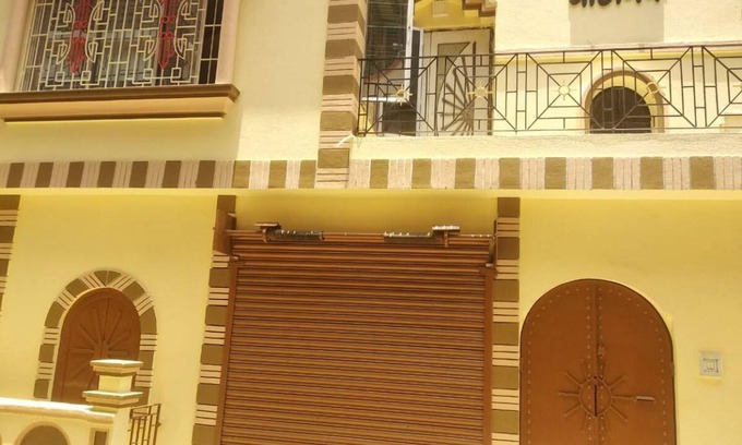 South Dum Dum Apartment | 100 m² Apartment ∙ 2 bedrooms ∙ 4 guests