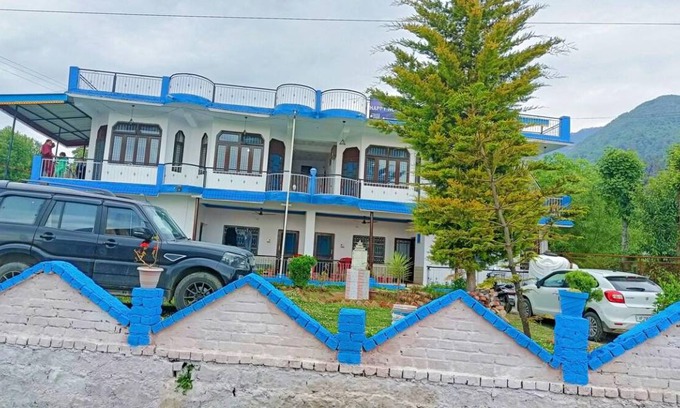 Gunehr House | 100 m² House ∙ 6 bedrooms ∙ 14 guests