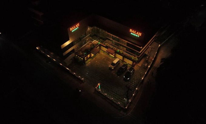 Hosdurg Hotel | 1000 m² Hotel ∙ 8 bedrooms ∙ 4 guests