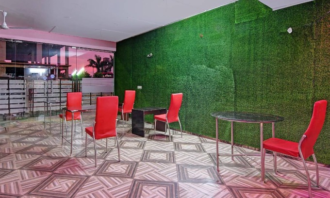 Rajarhat Hotel | 11 m² Hotel ∙ 2 guests