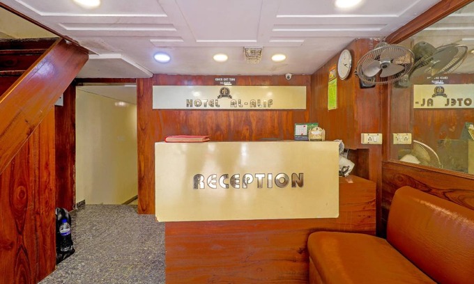 Prabhadevi Hotel | 12 m² Hotel ∙ 4 guests
