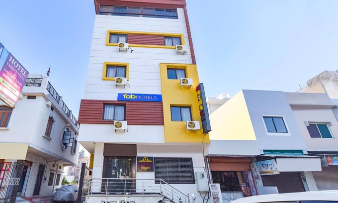 Gayariawas Hotel | 120 m² Hotel ∙ 2 guests