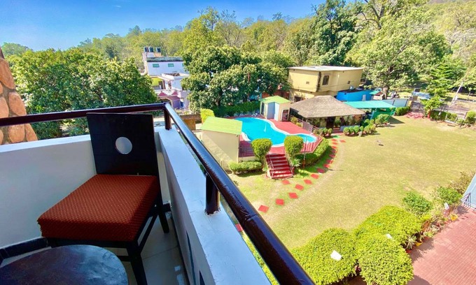 Dhikuli Hotel | 17 m² Hotel ∙ 4 guests