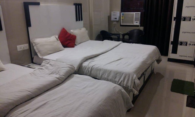 Haridwar Hotel | 170 m² Hotel ∙ 4 guests