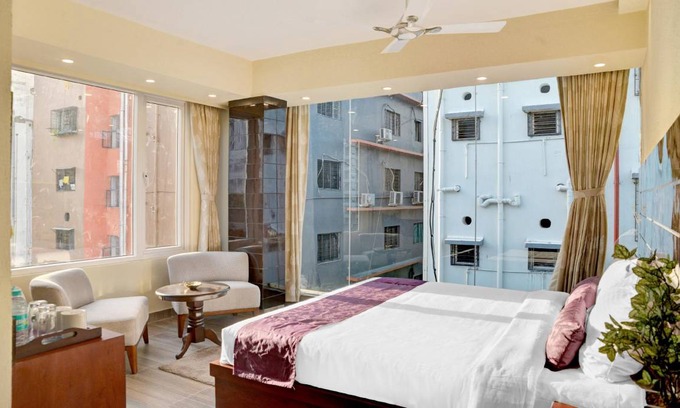 Kolkata Hotel | 19 m² Hotel ∙ 3 guests