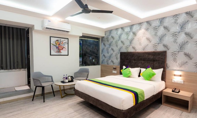 Hadapsar Hotel | 20 m² Hotel ∙ 3 guests
