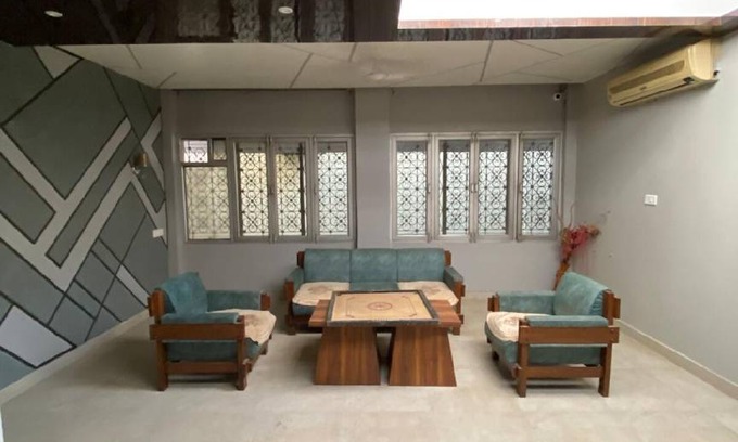 Mayapur House | 223 m² House ∙ 7 bedrooms ∙ 25 guests