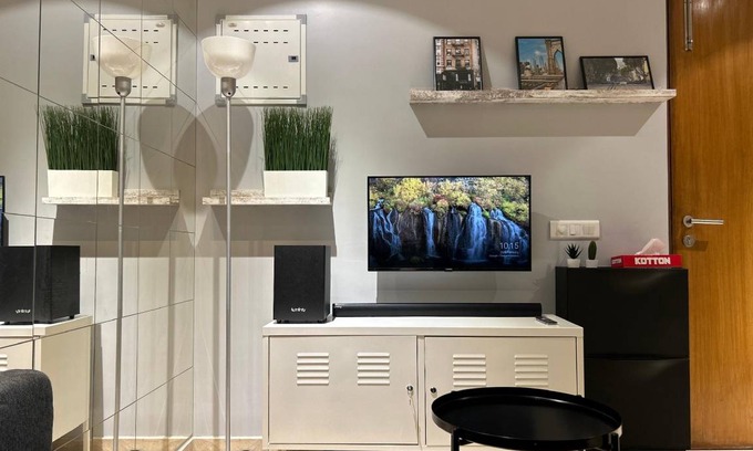 Thane West Apartment | 28 m² Apartment ∙ 4 guests