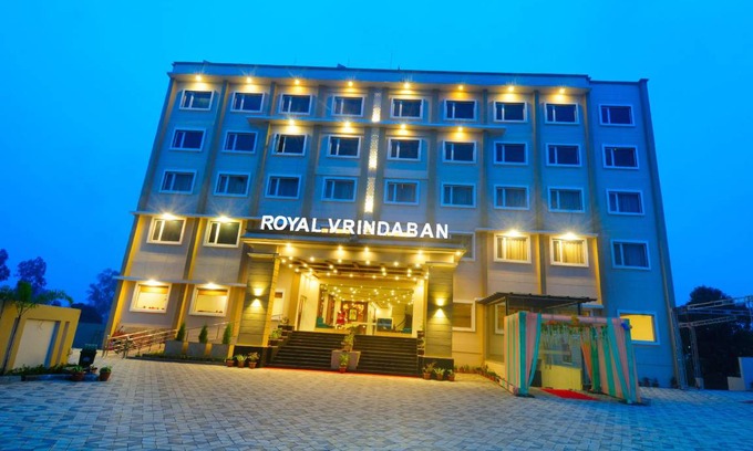 Jwalapur Hotel | 30 m² Hotel ∙ 3 guests