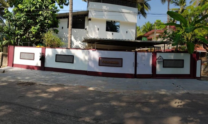 Udupi House | 300 m² House ∙ 7 bedrooms ∙ 35 guests