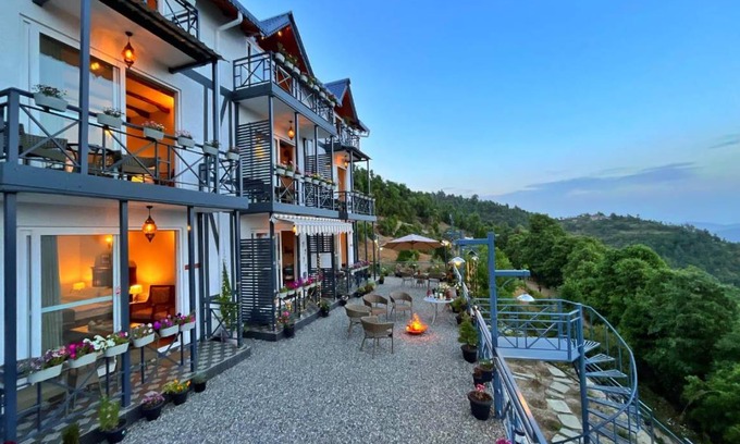 Mukteshwar Hotel | 35 m² Hotel ∙ 10 guests