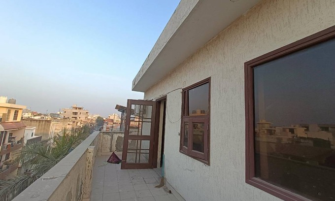Udyog Vihar Apartment | 350 m² Apartment ∙ 3 bedrooms ∙ 6 guests